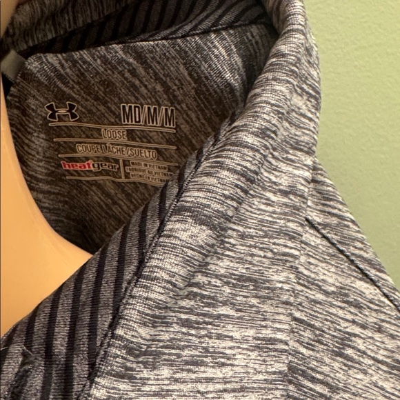 Under Armour Gray Polo Shirt size medium - Picture 4 of 4